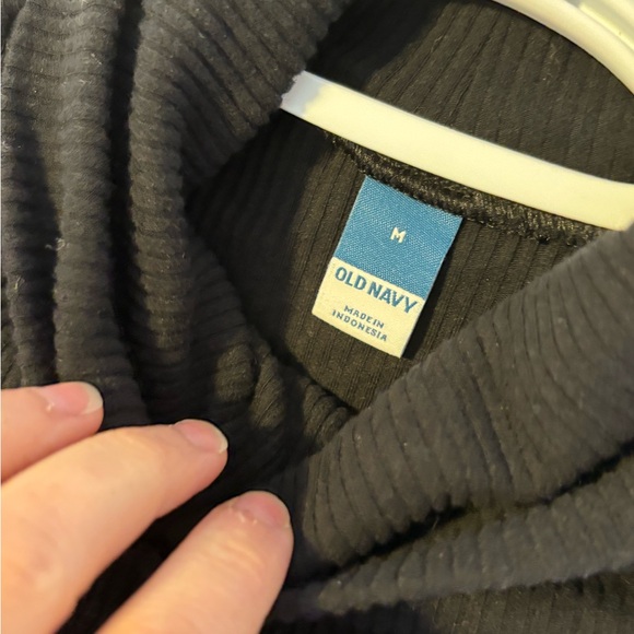 Long sleeve Turtleneck - Picture 6 of 6